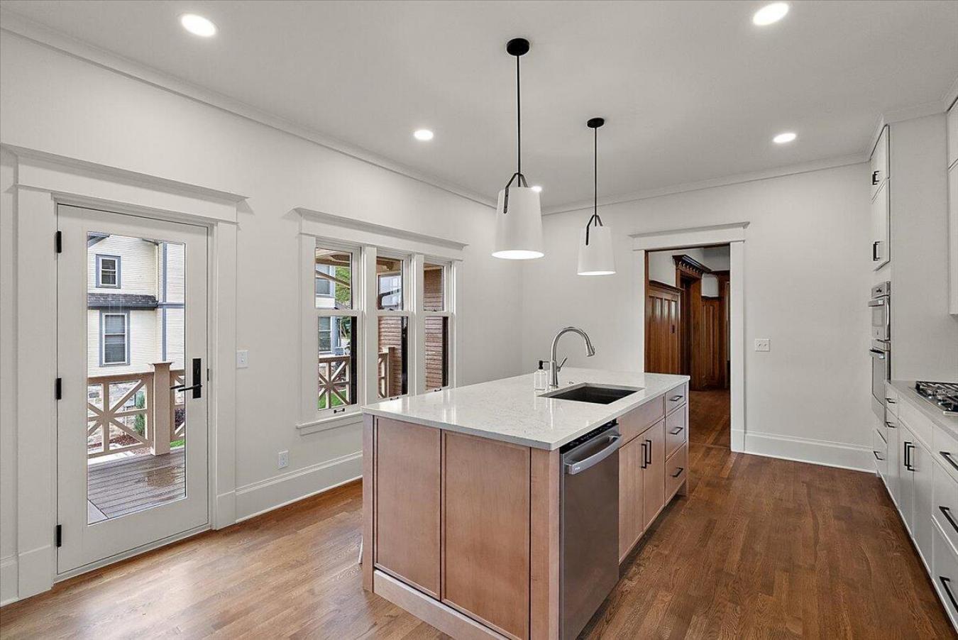 Grand Rapids, Kent, 49503, United States, 4 Bedrooms Bedrooms, ,3 BathroomsBathrooms,Residential,For Sale,1989991