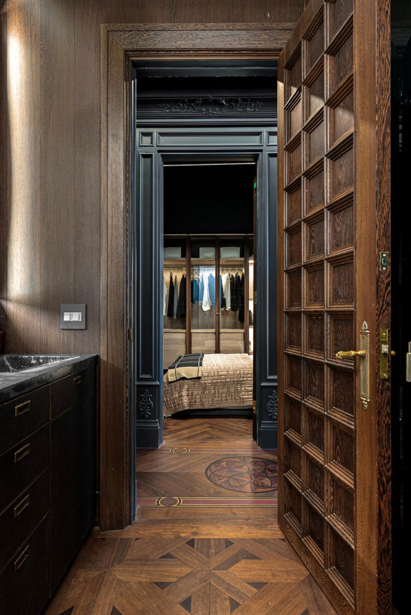 Toronto, ON, M6B 4M4, Canada, 1 Bedroom Bedrooms, ,1 BathroomBathrooms,Residential,For Sale,1988900