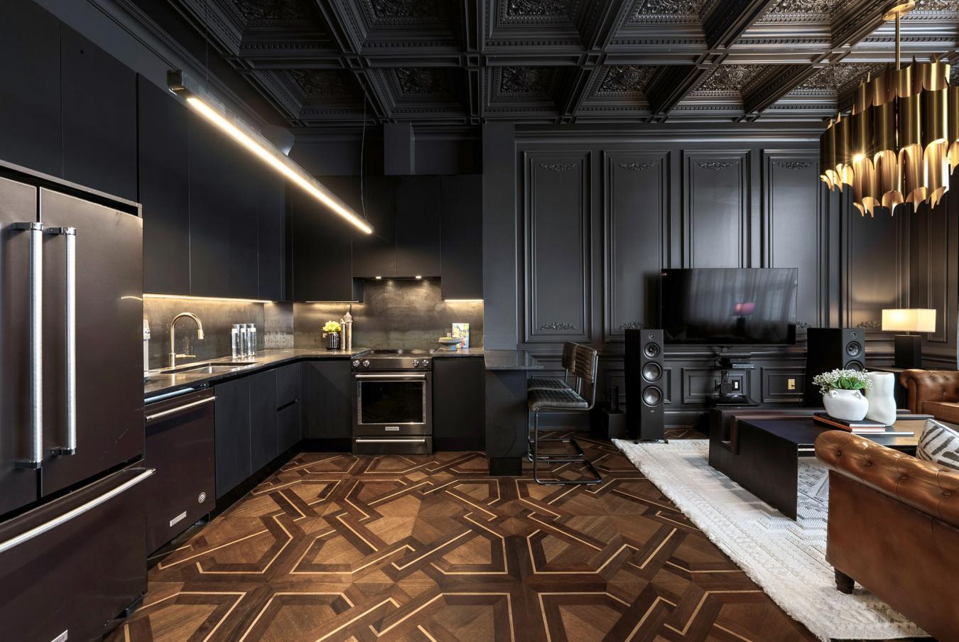 Toronto, ON, M6B 4M4, Canada, 1 Bedroom Bedrooms, ,1 BathroomBathrooms,Residential,For Sale,1988900