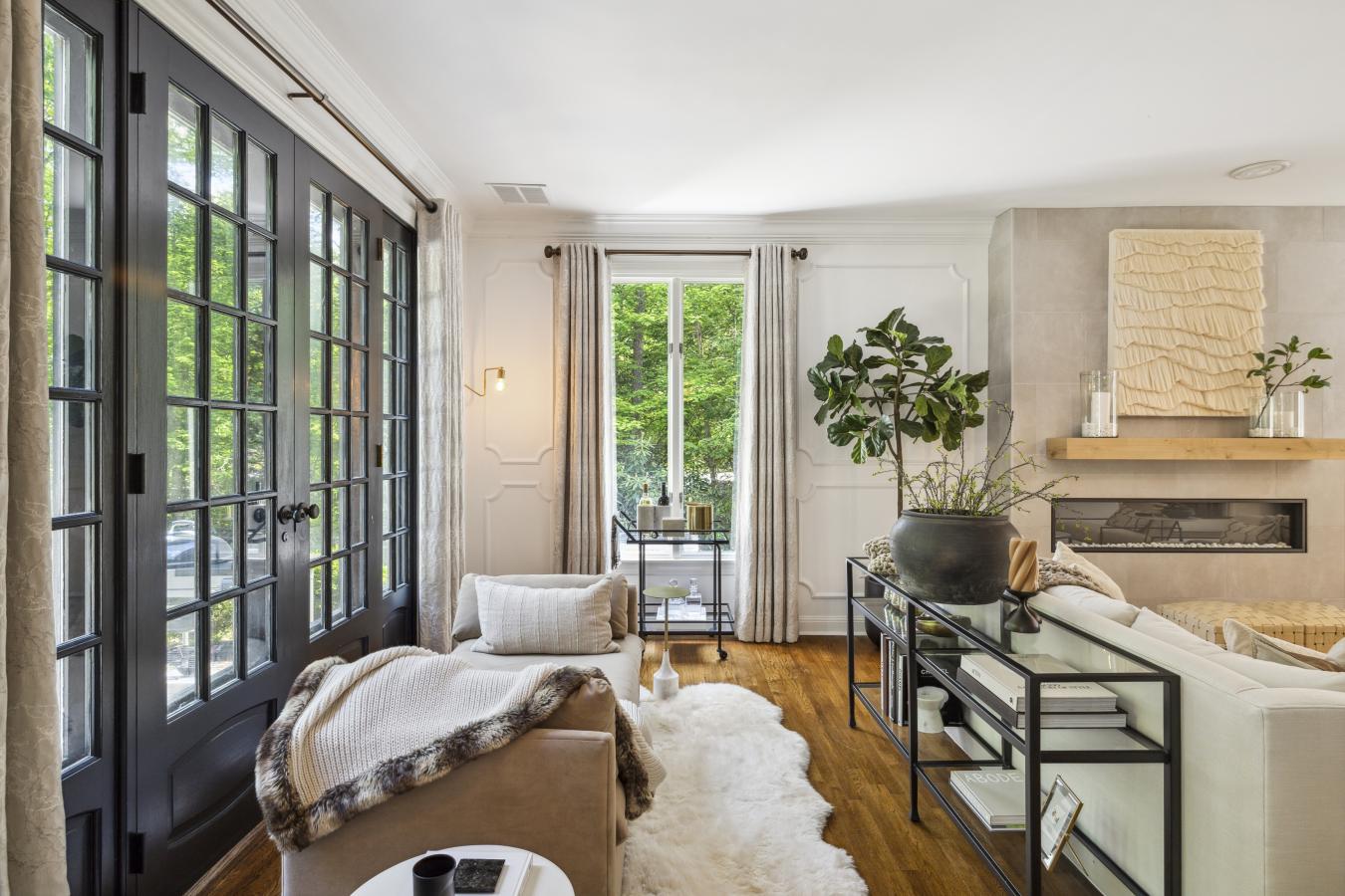 Amherst, New Hampshire, 03031, United States, 5 Bedrooms Bedrooms, ,4 BathroomsBathrooms,Residential,For Sale,1989988