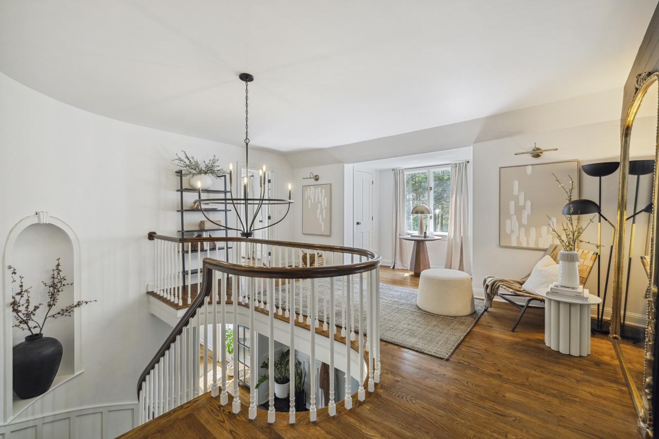 Amherst, New Hampshire, 03031, United States, 5 Bedrooms Bedrooms, ,4 BathroomsBathrooms,Residential,For Sale,1989988