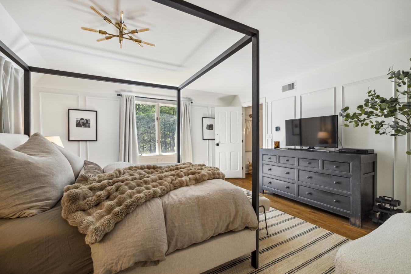 Amherst, New Hampshire, 03031, United States, 5 Bedrooms Bedrooms, ,4 BathroomsBathrooms,Residential,For Sale,1989988