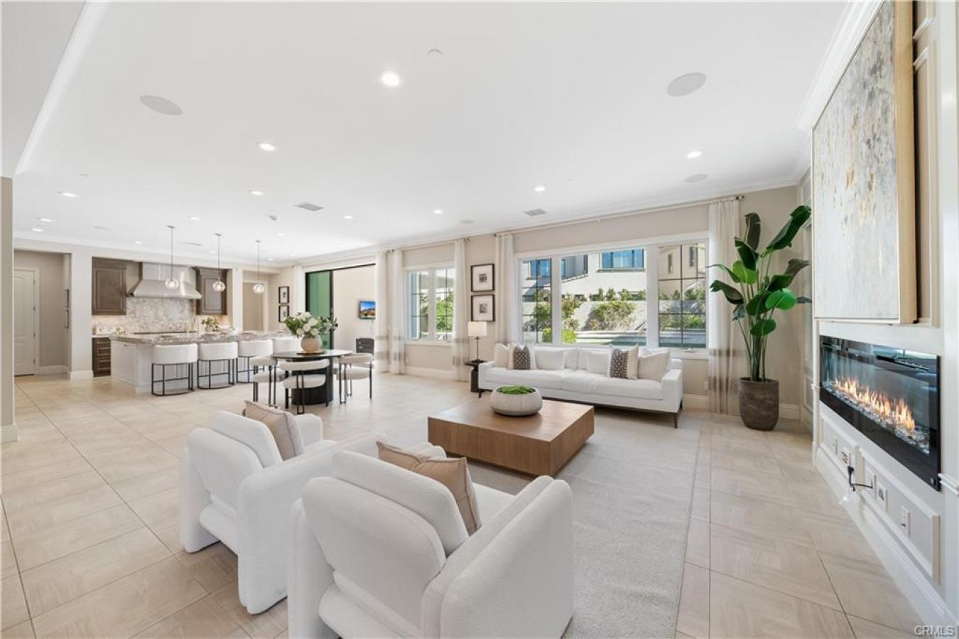 Irvine, Orange, 92618, United States, 5 Bedrooms Bedrooms, ,5 BathroomsBathrooms,Residential,For Sale,1989986