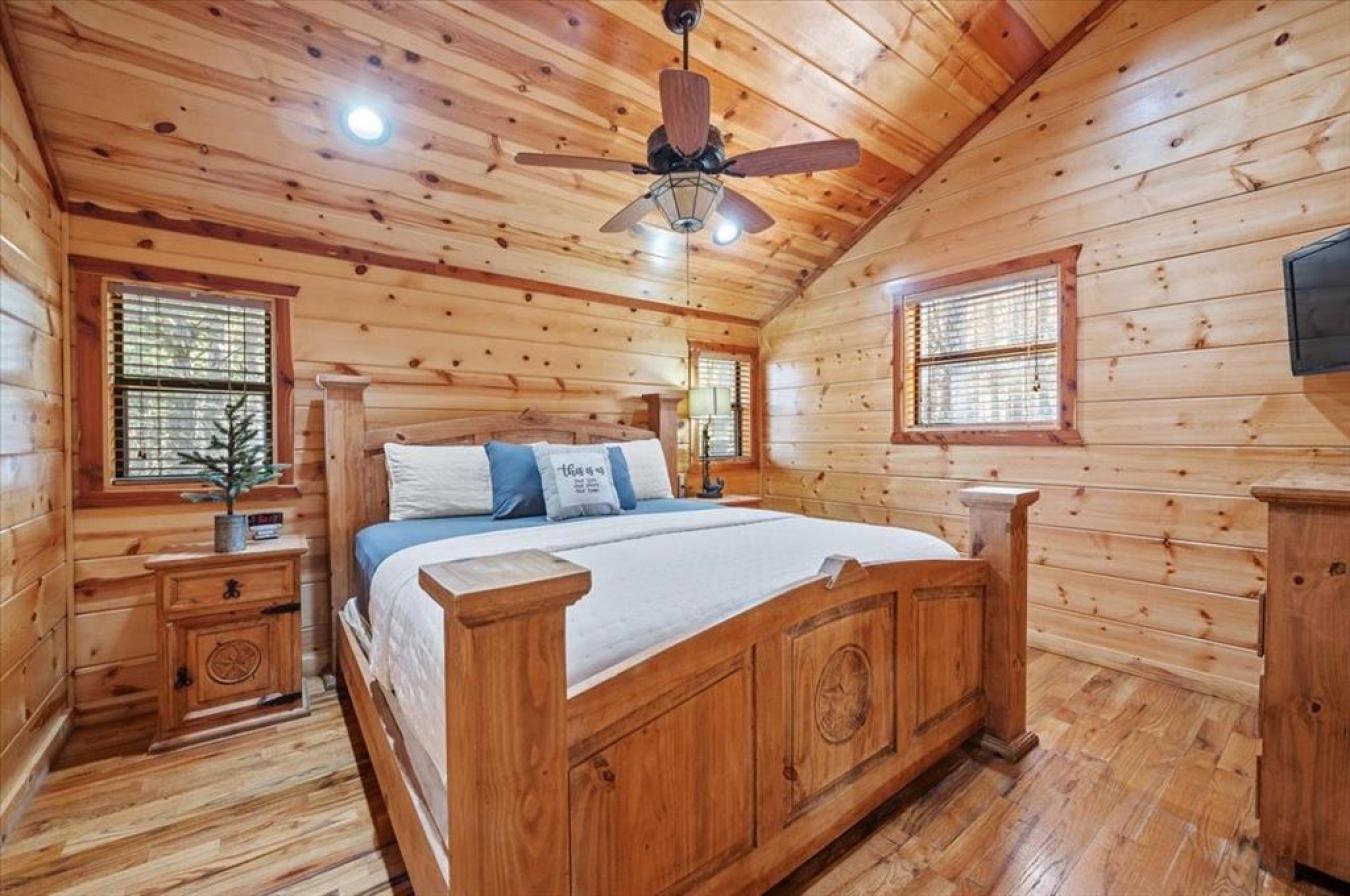 Broken Bow, MCCURTAIN, 74728, United States, 5 Bedrooms Bedrooms, ,5 BathroomsBathrooms,Residential,For Sale,1989983