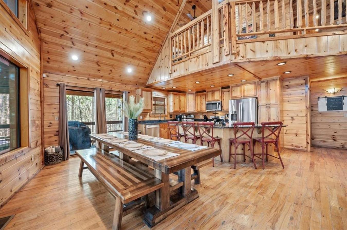 Broken Bow, MCCURTAIN, 74728, United States, 5 Bedrooms Bedrooms, ,5 BathroomsBathrooms,Residential,For Sale,1989983