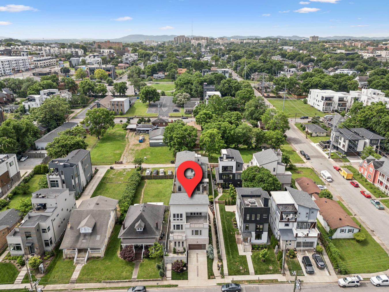 Nashville, Davidson, 37203, United States, 4 Bedrooms Bedrooms, ,3 BathroomsBathrooms,Residential,For Sale,1989981