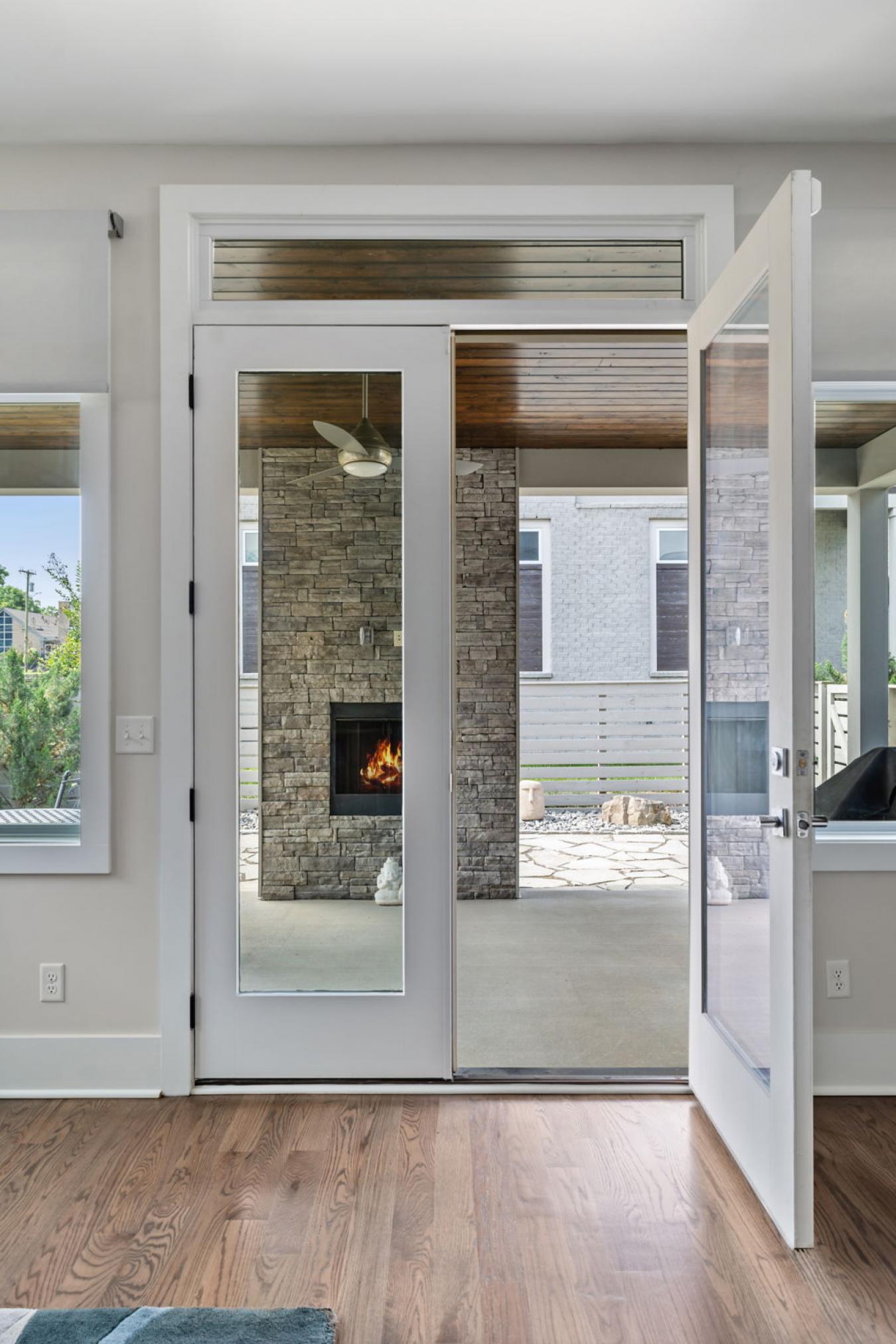 Nashville, Davidson, 37203, United States, 4 Bedrooms Bedrooms, ,3 BathroomsBathrooms,Residential,For Sale,1989981