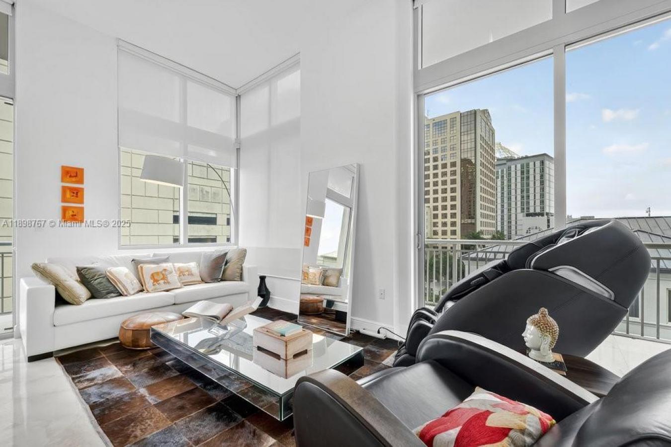 Miami, Miami-Dade County, 33156, United States, 2 Bedrooms Bedrooms, ,1 BathroomBathrooms,Residential,For Sale,1989979