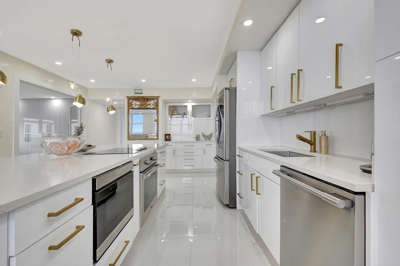 Singer Island, Palm Beach, 33404, United States, 2 Bedrooms Bedrooms, ,Residential,For Sale,1989976