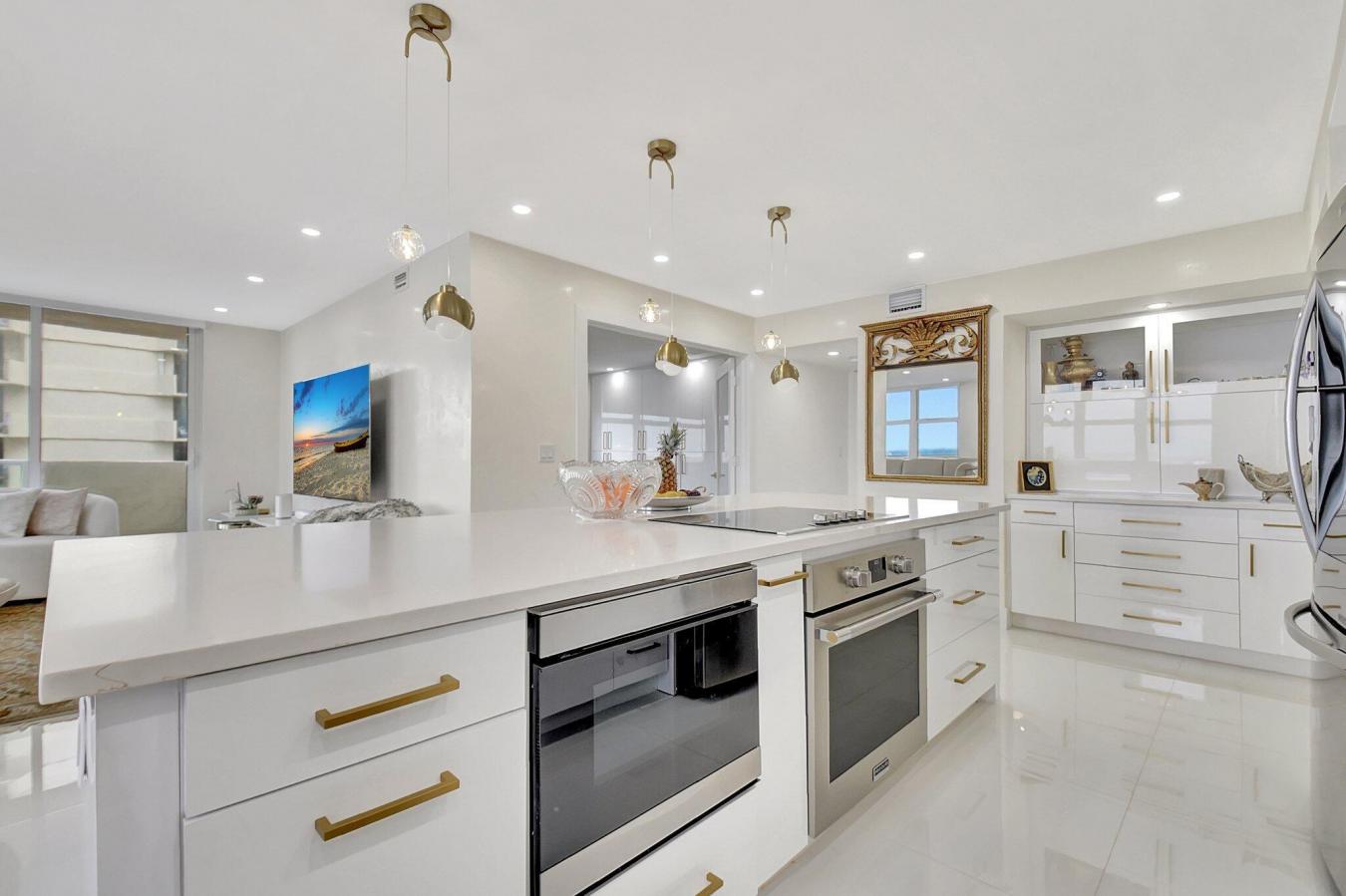 Singer Island, Palm Beach, 33404, United States, 2 Bedrooms Bedrooms, ,Residential,For Sale,1989976