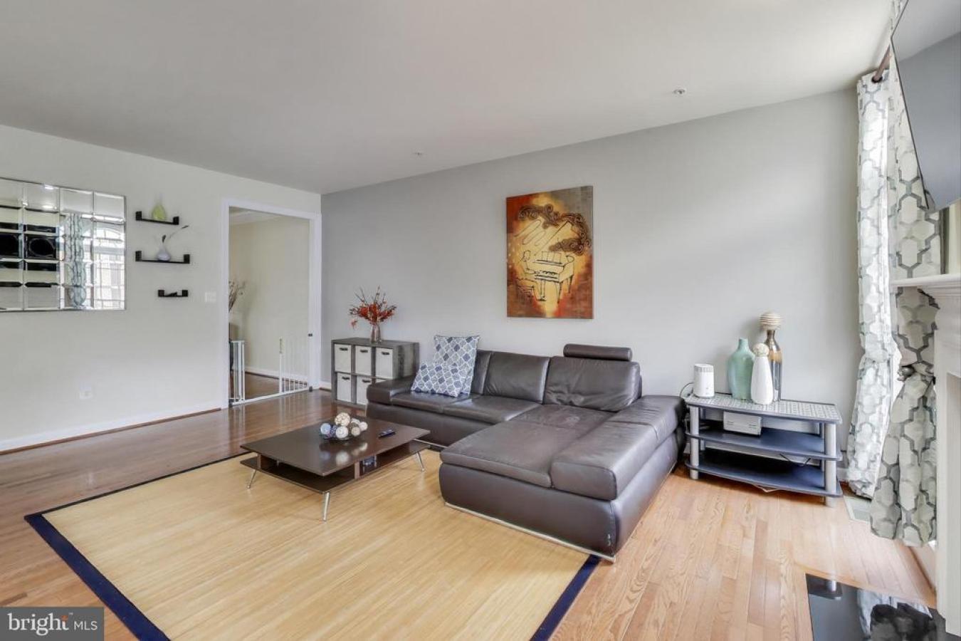 GAITHERSBURG, MONTGOMERY, 20878, United States, 3 Bedrooms Bedrooms, ,2 BathroomsBathrooms,Residential,For Sale,1989973