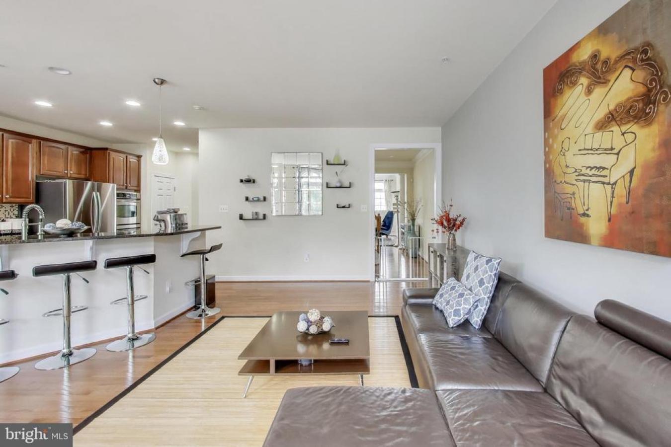 GAITHERSBURG, MONTGOMERY, 20878, United States, 3 Bedrooms Bedrooms, ,2 BathroomsBathrooms,Residential,For Sale,1989973