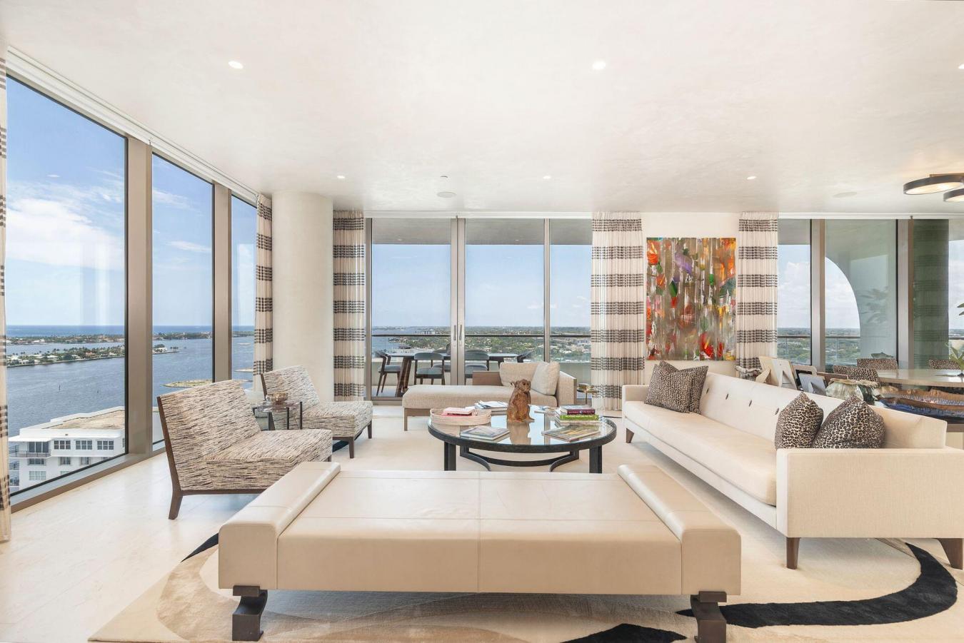 West Palm Beach, Florida, 33401, United States, 3 Bedrooms Bedrooms, ,3 BathroomsBathrooms,Residential,For Sale,1989970