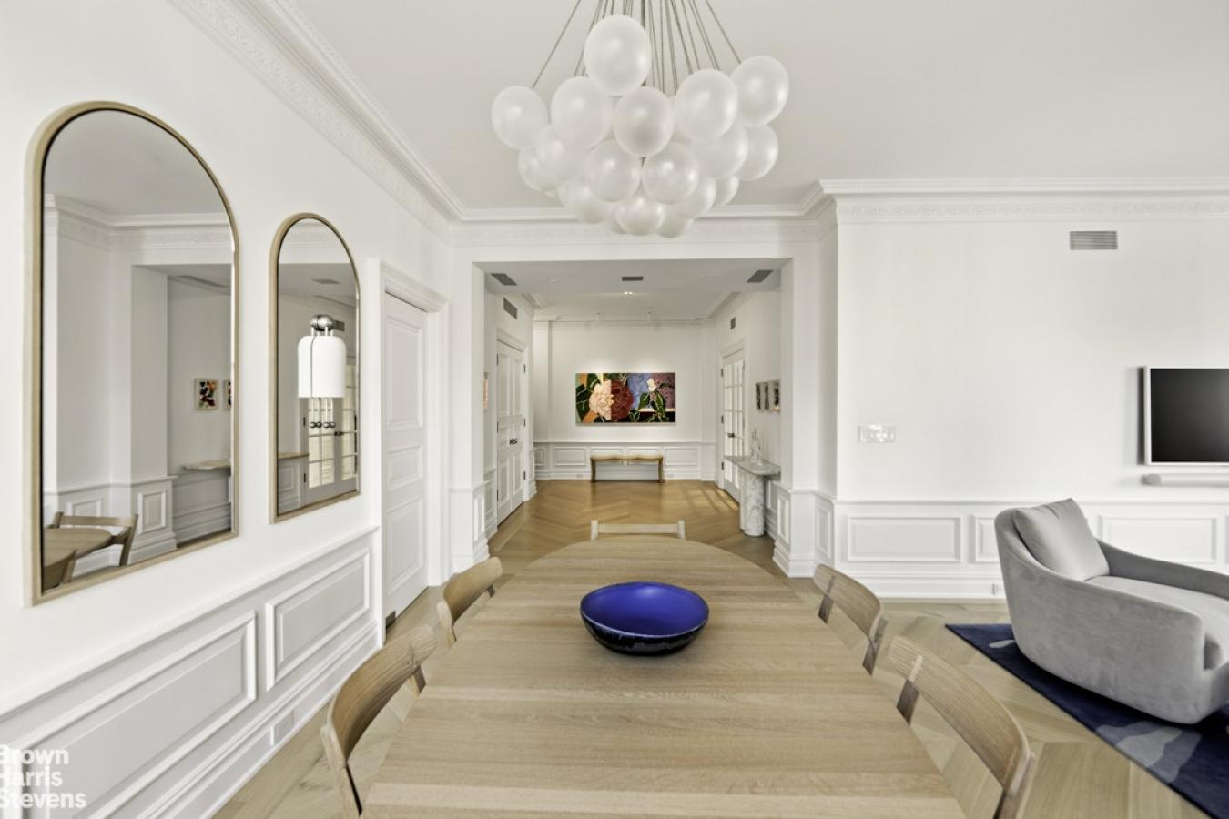 New York, New York, 10024, United States, 3 Bedrooms Bedrooms, ,3 BathroomsBathrooms,Residential,For Sale,1989968