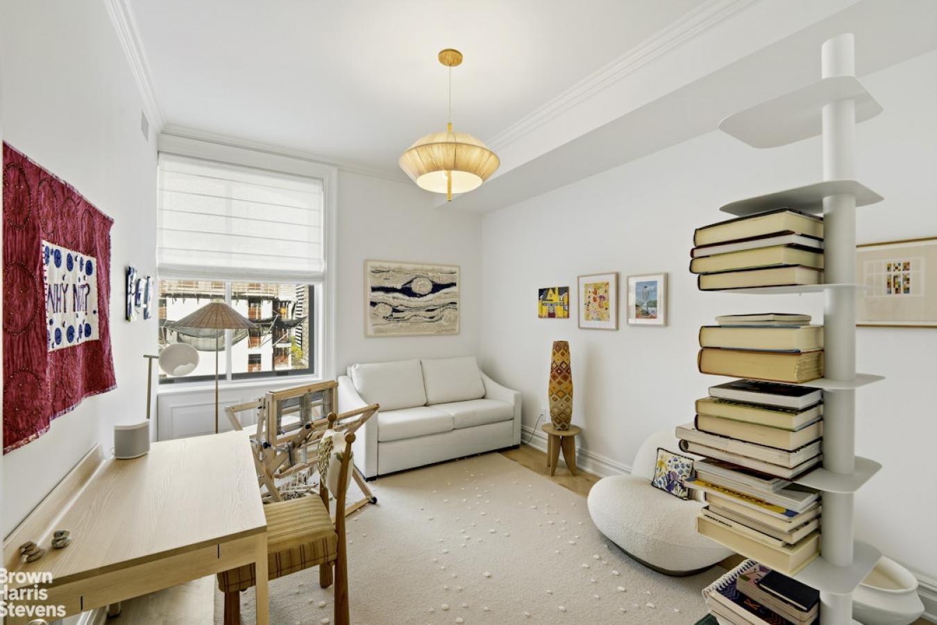 New York, New York, 10024, United States, 3 Bedrooms Bedrooms, ,3 BathroomsBathrooms,Residential,For Sale,1989968