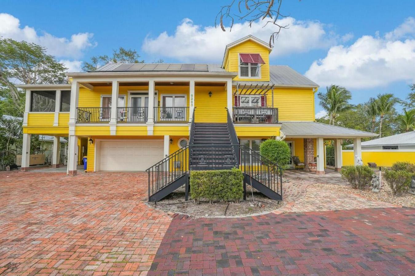 Jupiter, Florida, 33469, United States, 5 Bedrooms Bedrooms, ,4 BathroomsBathrooms,Residential,For Sale,1989969