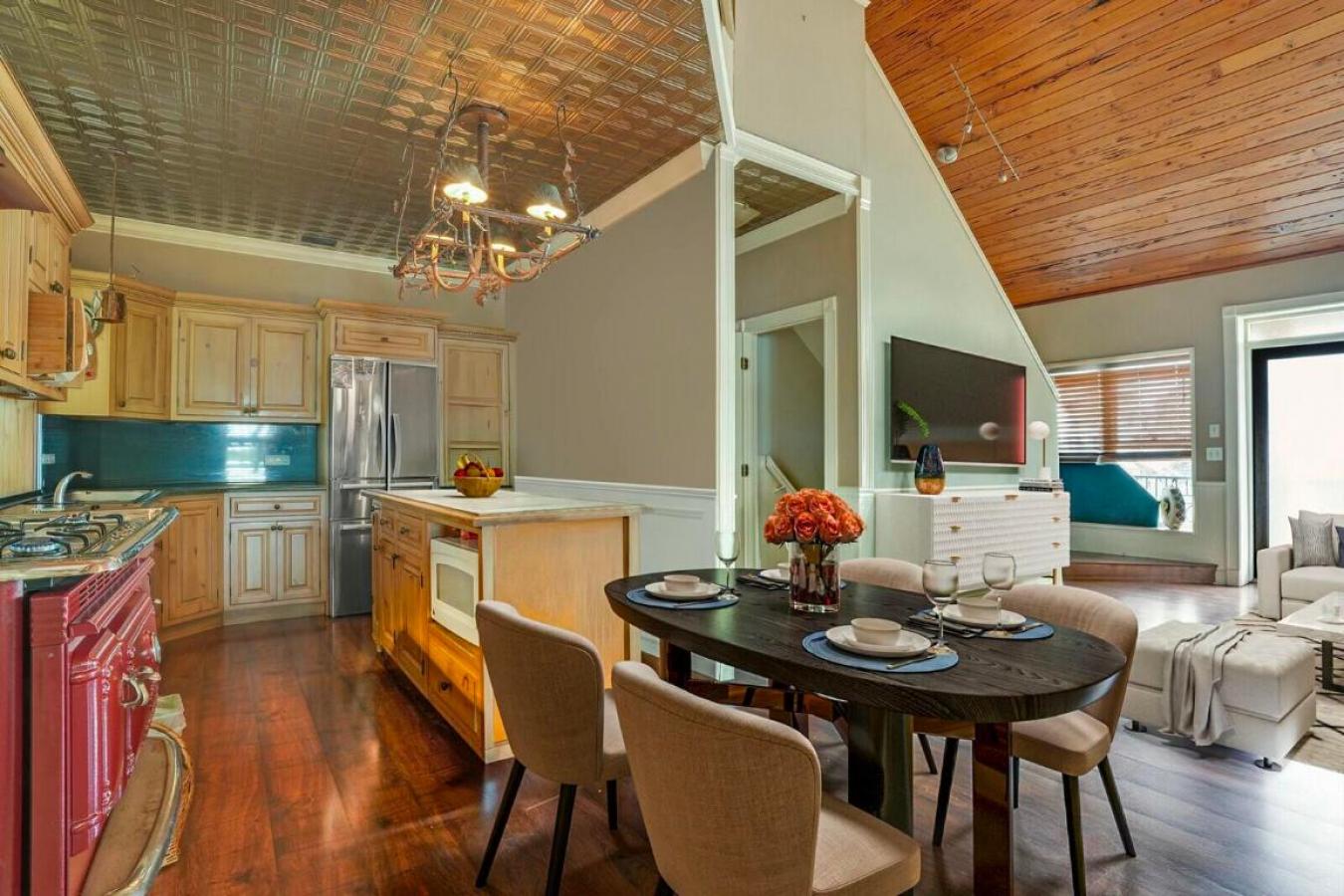 Jupiter, Florida, 33469, United States, 5 Bedrooms Bedrooms, ,4 BathroomsBathrooms,Residential,For Sale,1989969