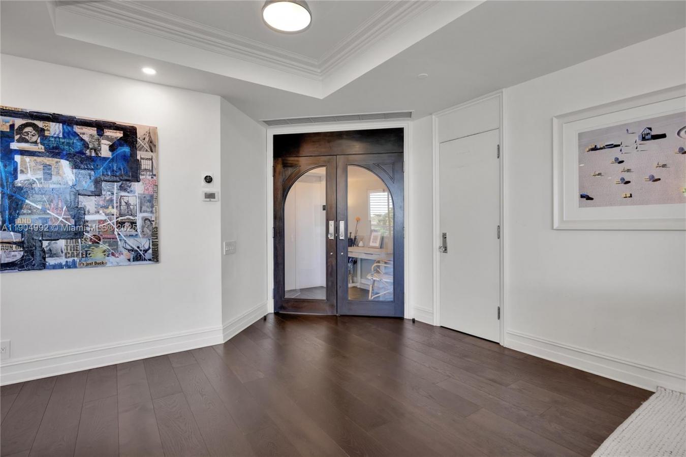 Coral Gables, Florida, 33133, United States, 3 Bedrooms Bedrooms, ,3 BathroomsBathrooms,Residential,For Sale,1989971