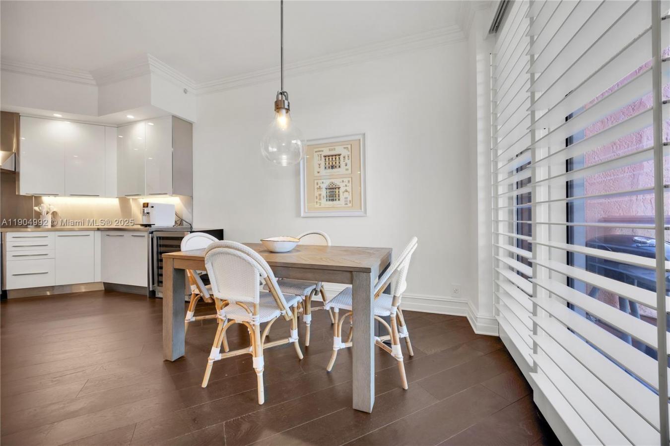 Coral Gables, Florida, 33133, United States, 3 Bedrooms Bedrooms, ,3 BathroomsBathrooms,Residential,For Sale,1989971