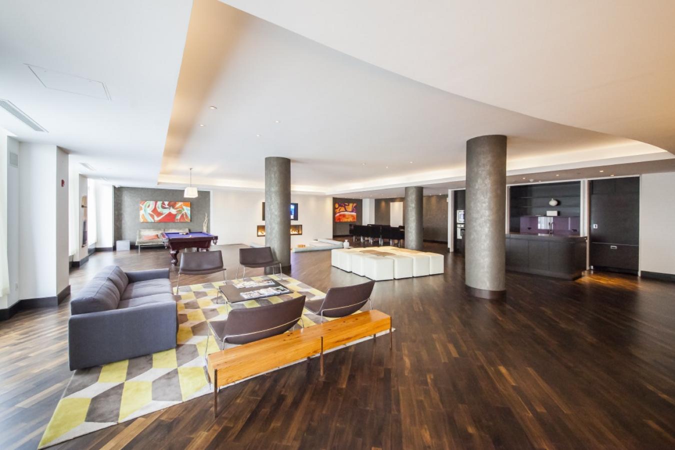 Williamsburg, North side, New York, 11249, United States, 2 Bedrooms Bedrooms, ,2 BathroomsBathrooms,Residential,For Sale,1989966