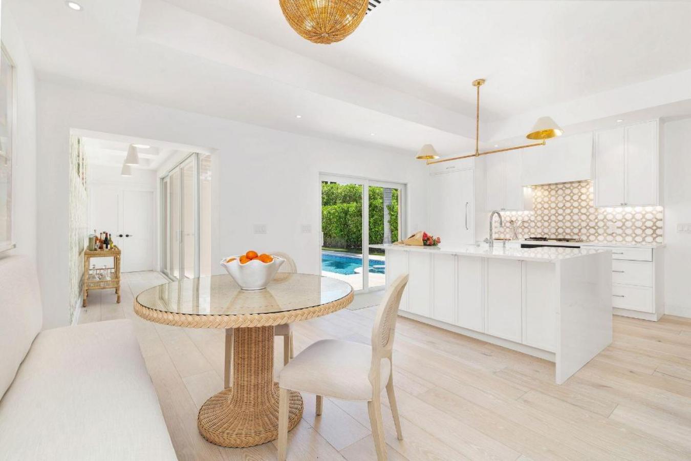 West Palm Beach, Florida, 33405, United States, 3 Bedrooms Bedrooms, ,2 BathroomsBathrooms,Residential,For Sale,1989965