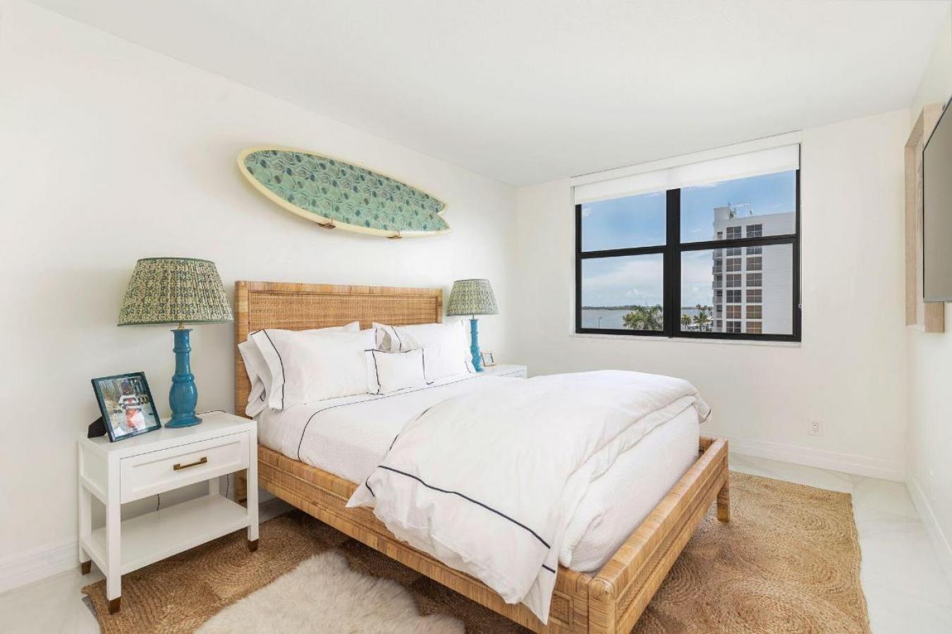 West Palm Beach, Florida, 33405, United States, 3 Bedrooms Bedrooms, ,2 BathroomsBathrooms,Residential,For Sale,1989963