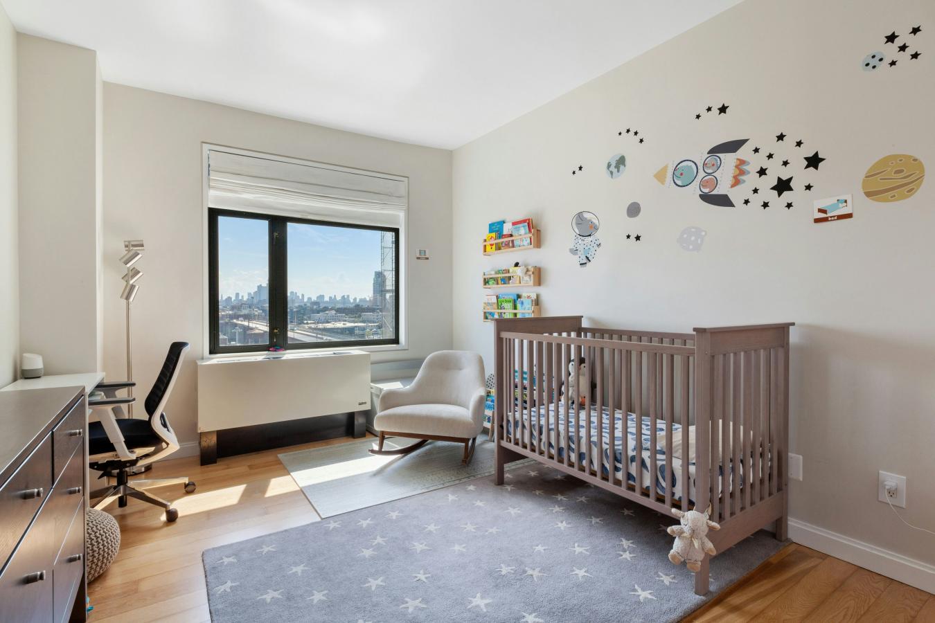 Long Island City, New York, 11101, United States, 2 Bedrooms Bedrooms, ,2 BathroomsBathrooms,Residential,For Sale,1989962