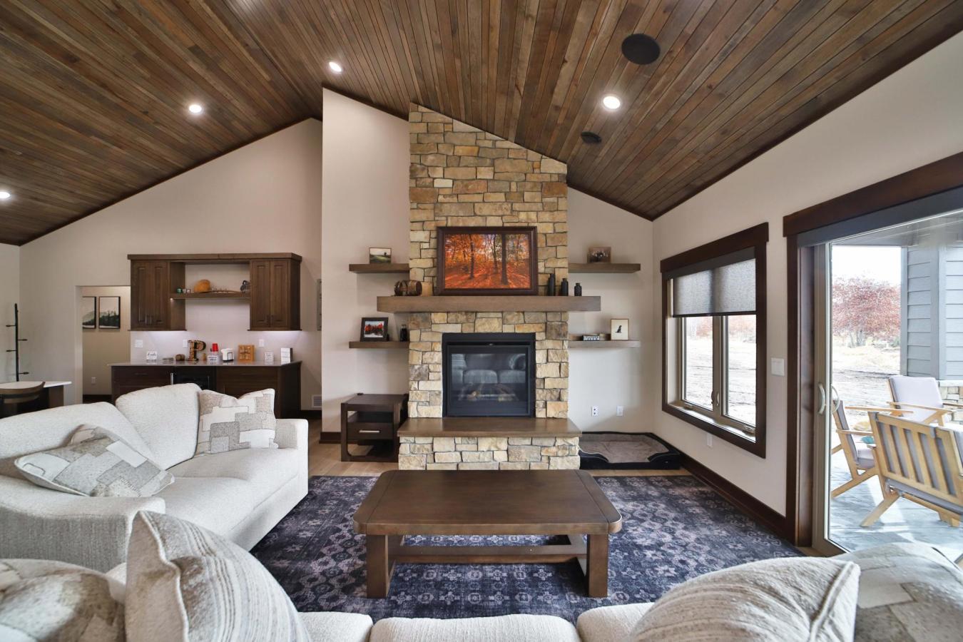 Menahga, Wadena, 56464, United States, 4 Bedrooms Bedrooms, ,4 BathroomsBathrooms,Residential,For Sale,1990271