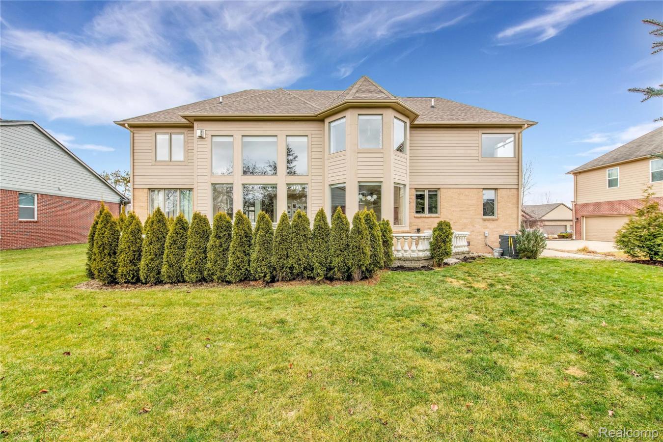 Orion Charter Township, Oakland, 48362, United States, 4 Bedrooms Bedrooms, ,3 BathroomsBathrooms,Residential,For Sale,1990267