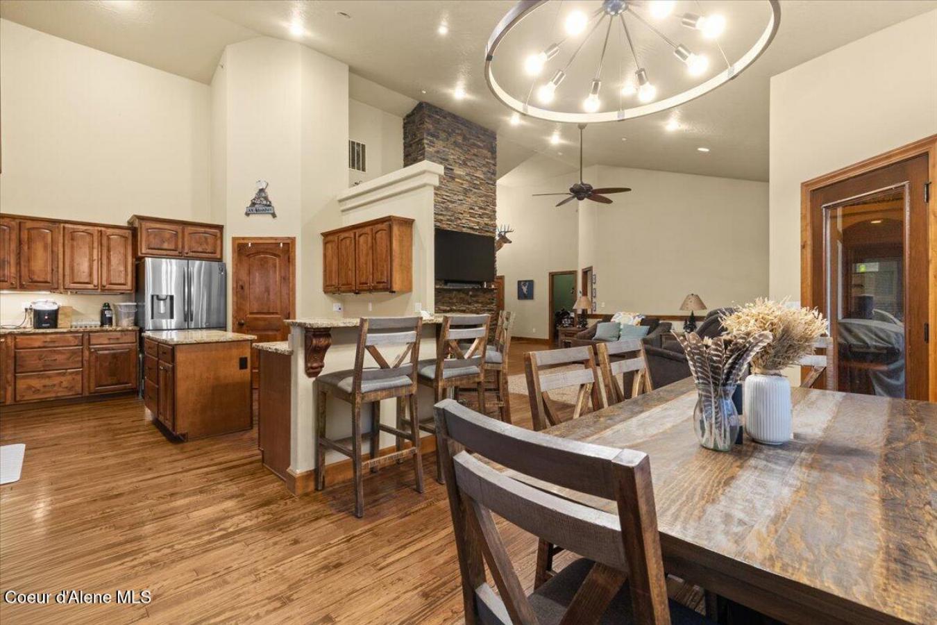 Rathdrum, Kootenai, 83858, United States, 5 Bedrooms Bedrooms, ,3 BathroomsBathrooms,Residential,For Sale,2008661