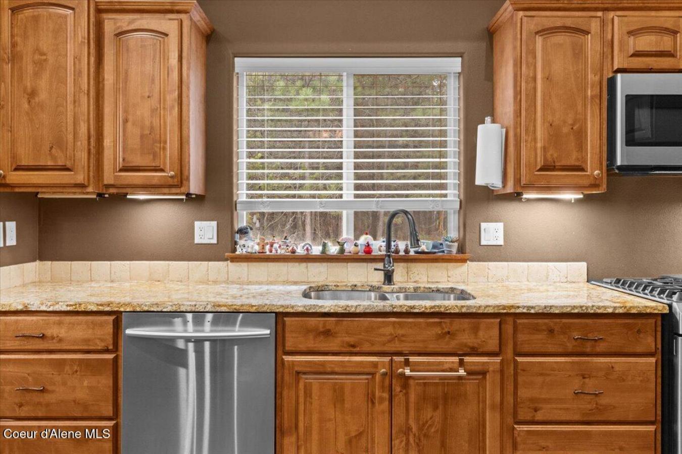 Rathdrum, Kootenai, 83858, United States, 5 Bedrooms Bedrooms, ,3 BathroomsBathrooms,Residential,For Sale,2008661