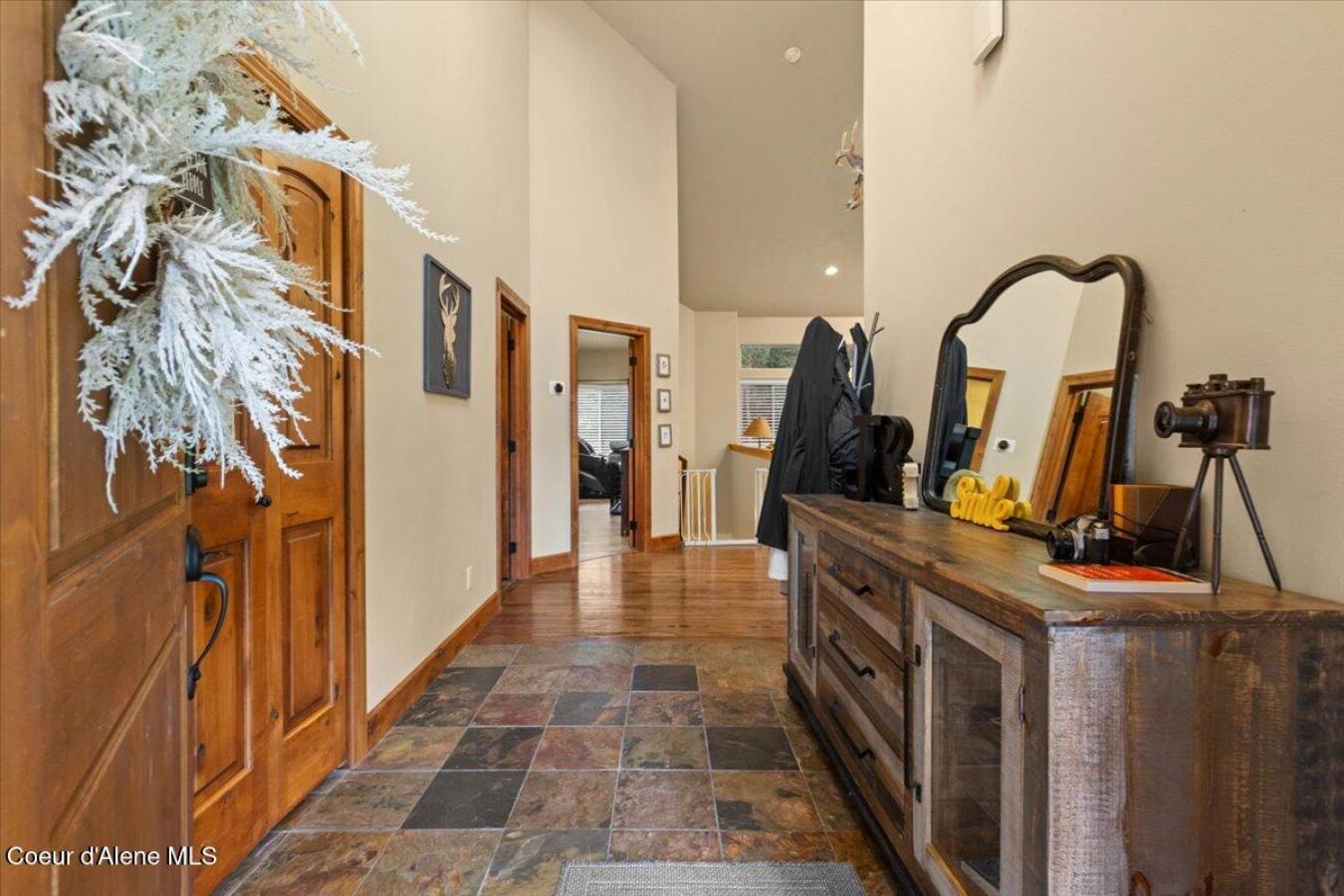 Rathdrum, Kootenai, 83858, United States, 5 Bedrooms Bedrooms, ,3 BathroomsBathrooms,Residential,For Sale,2008661