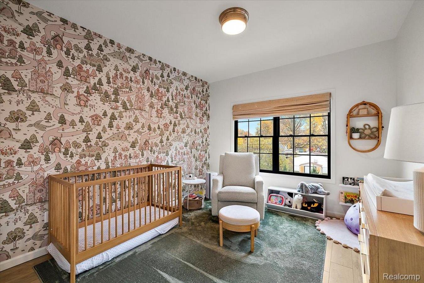 Royal Oak, Oakland, 48073, United States, 4 Bedrooms Bedrooms, ,3 BathroomsBathrooms,Residential,For Sale,1990265