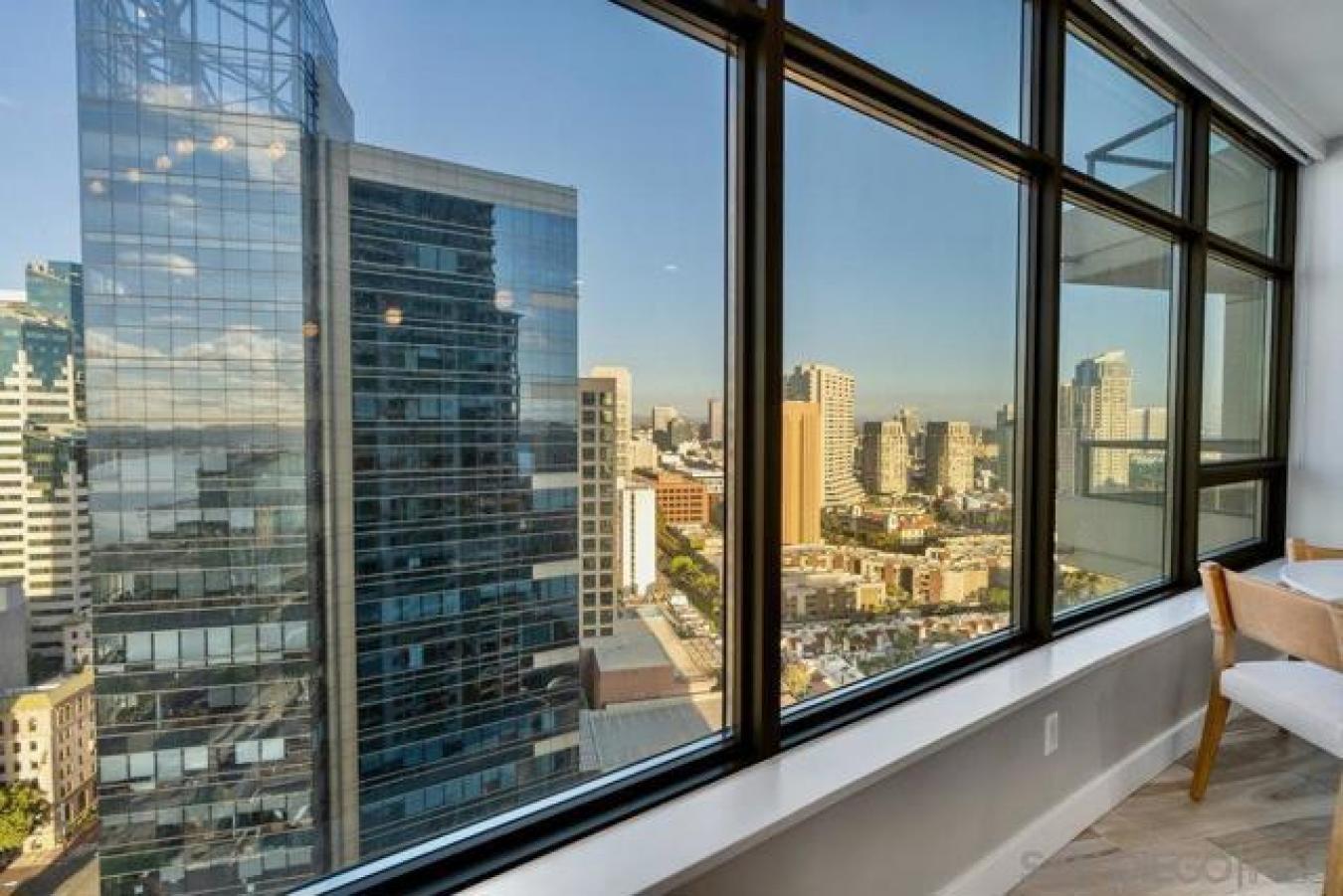 San Diego, San Diego, 92101, United States, 2 Bedrooms Bedrooms, ,2 BathroomsBathrooms,Residential,For Sale,1990263