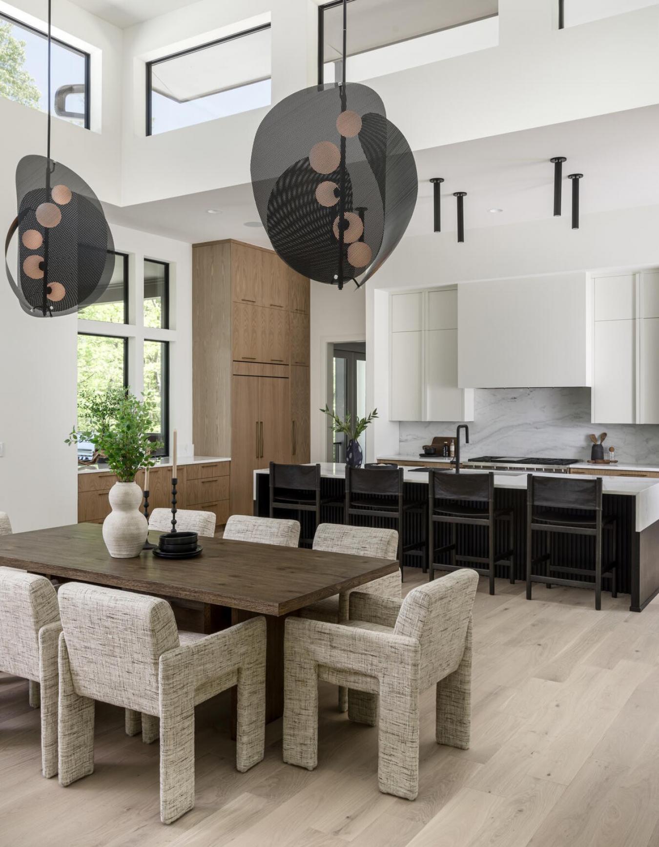 Nashville, Davidson County, TN, 37209, United States, 5 Bedrooms Bedrooms, ,5 BathroomsBathrooms,Residential,For Sale,1990261