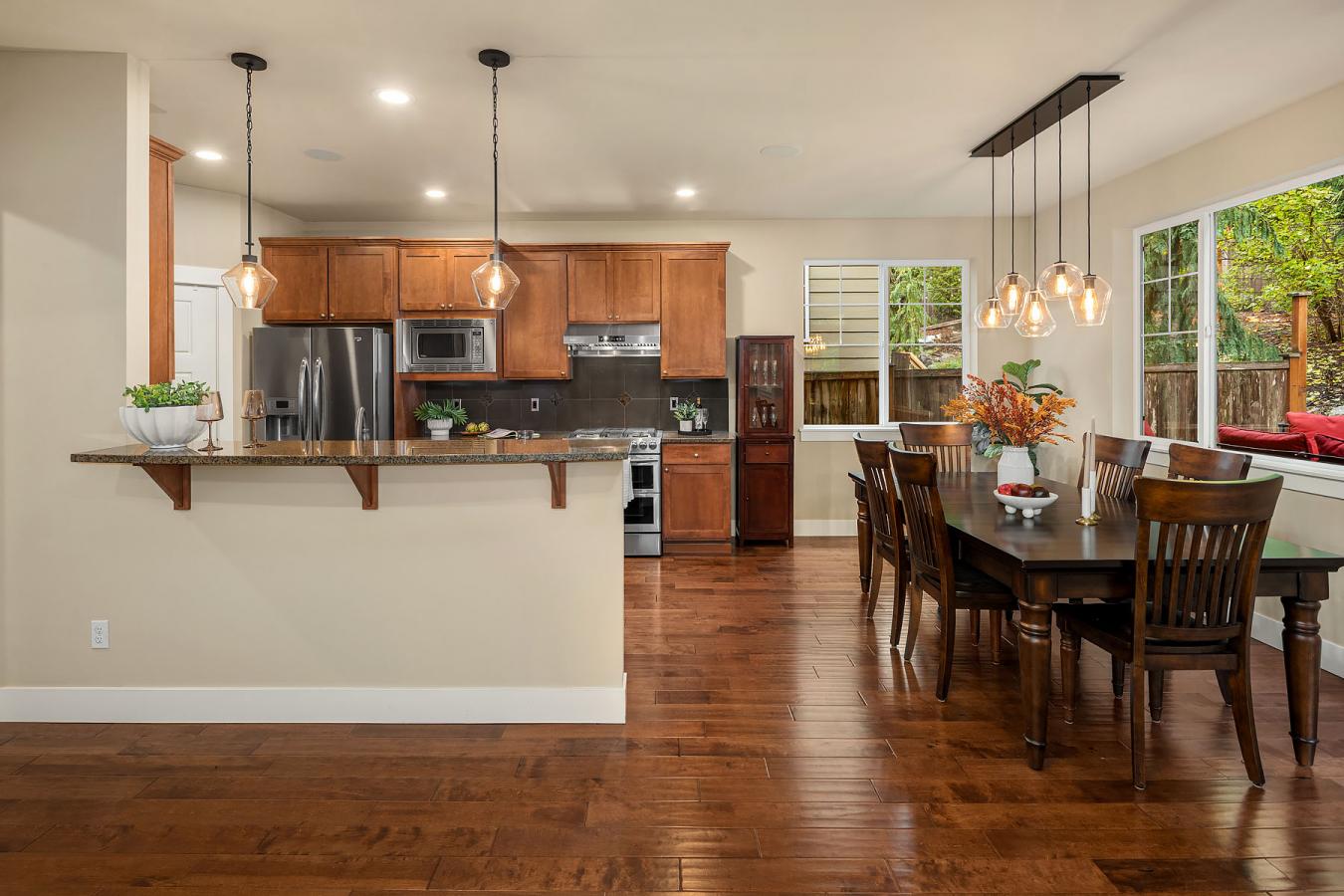 Bothell, Washington, 98021, United States, 2 Bedrooms Bedrooms, ,Residential,For Sale,1990262