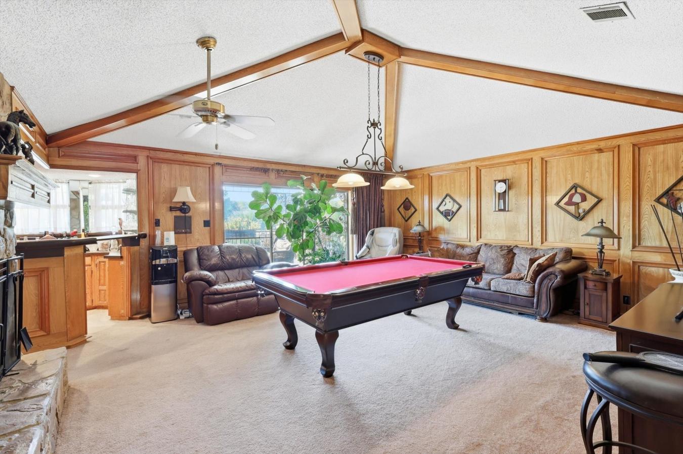 Arlington, Tarrant, 76013, United States, 4 Bedrooms Bedrooms, ,3 BathroomsBathrooms,Residential,For Sale,1997861