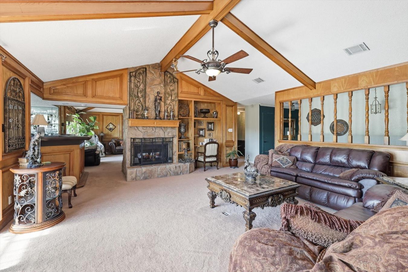 Arlington, Tarrant, 76013, United States, 4 Bedrooms Bedrooms, ,3 BathroomsBathrooms,Residential,For Sale,1997861