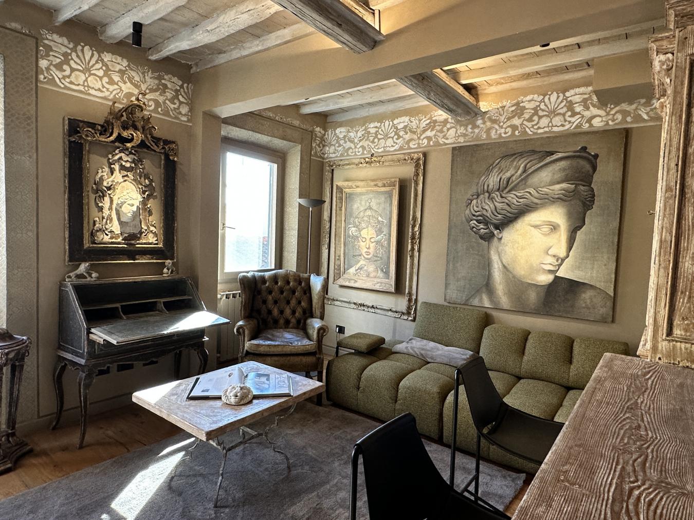 Florence, FI, Italy, 1 Bedroom Bedrooms, ,1 BathroomBathrooms,Residential,For Sale,1990258