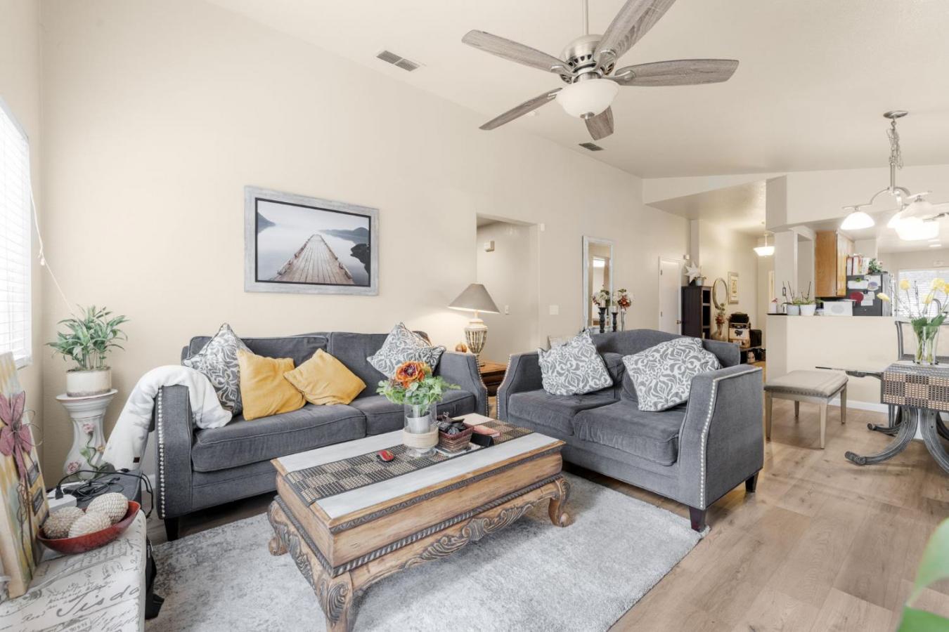 Sacramento, Sacramento, 95835, United States, 3 Bedrooms Bedrooms, ,2 BathroomsBathrooms,Residential,For Sale,1990259