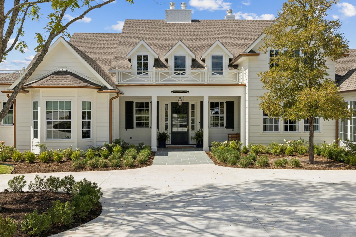 Rockwall, rockwall, 75087, United States, 5 Bedrooms Bedrooms, ,4 BathroomsBathrooms,Residential,For Sale,1990256