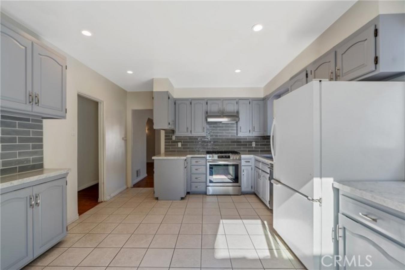 Los Angeles, Los Angeles, 90064, United States, 5 Bedrooms Bedrooms, ,4 BathroomsBathrooms,Residential,For Sale,1990543