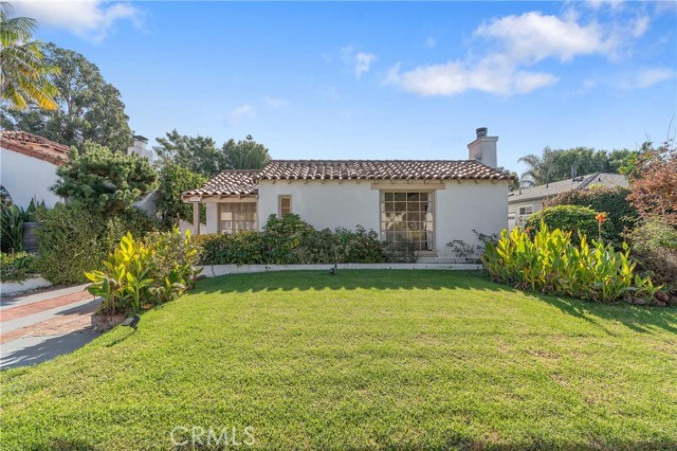 Los Angeles, Los Angeles, 90064, United States, 5 Bedrooms Bedrooms, ,4 BathroomsBathrooms,Residential,For Sale,1990543