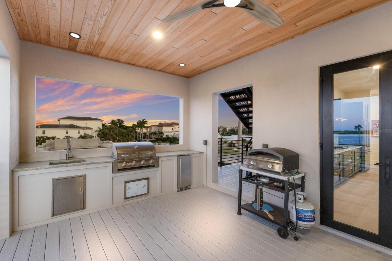 Longboat Key, Manatee, 34228, United States, 3 Bedrooms Bedrooms, ,3 BathroomsBathrooms,Residential,For Sale,1990539