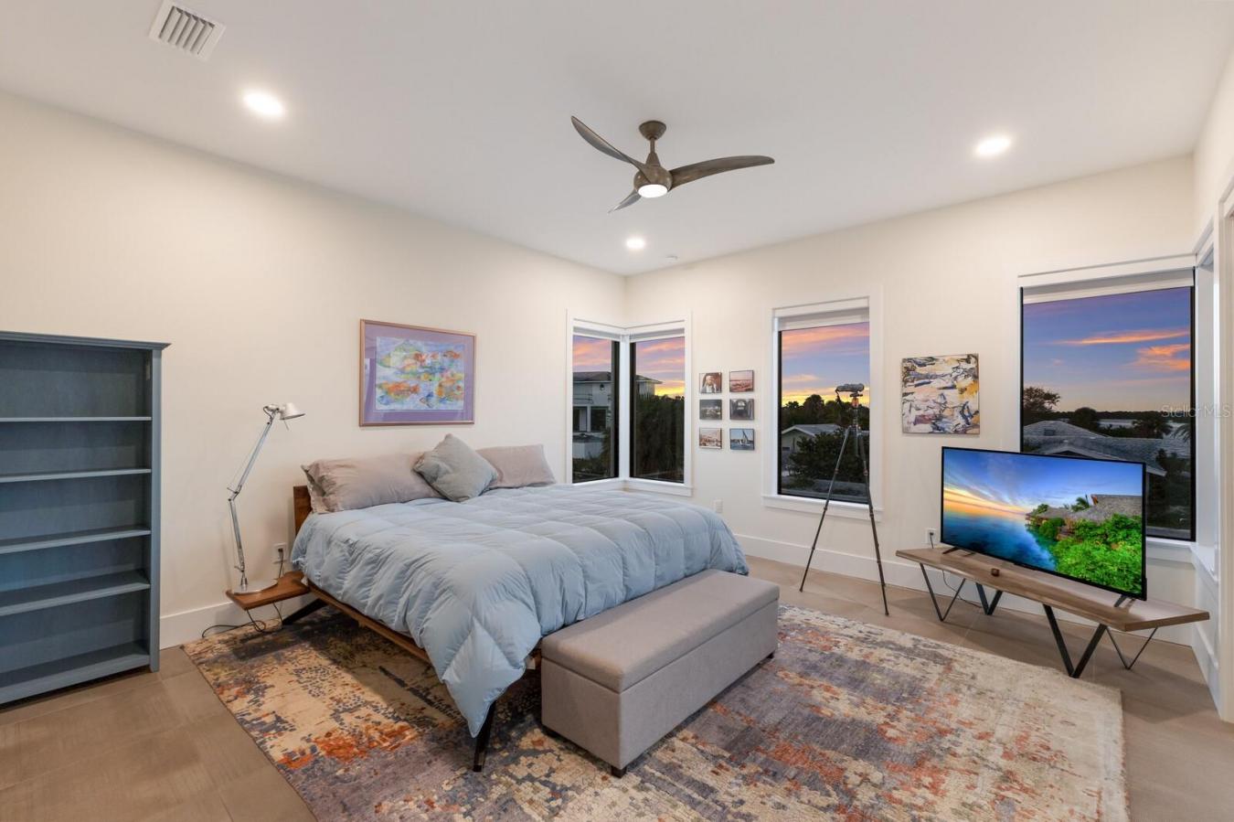 Longboat Key, Manatee, 34228, United States, 3 Bedrooms Bedrooms, ,3 BathroomsBathrooms,Residential,For Sale,1990539