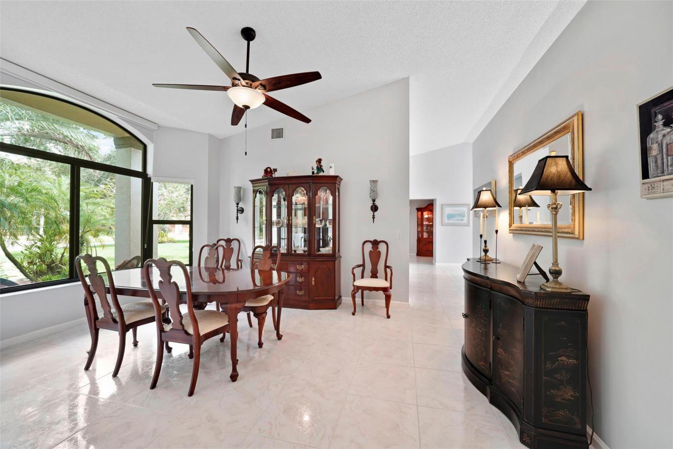 Davie, Broward, 33328, United States, 4 Bedrooms Bedrooms, ,2 BathroomsBathrooms,Residential,For Sale,1990540