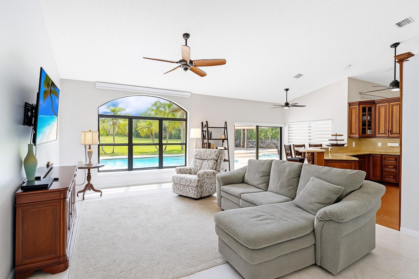 Davie, Broward, 33328, United States, 4 Bedrooms Bedrooms, ,2 BathroomsBathrooms,Residential,For Sale,1990540