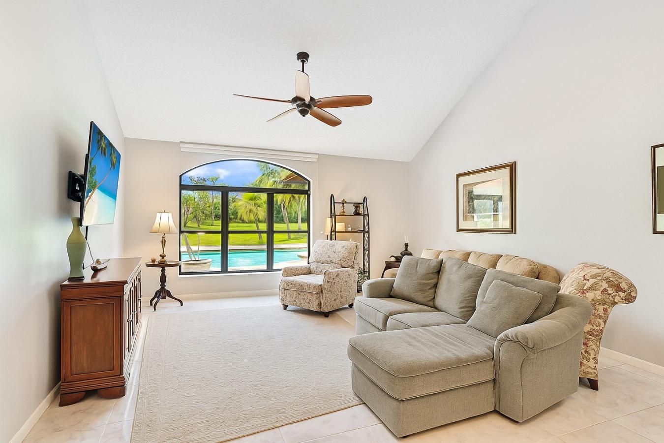 Davie, Broward, 33328, United States, 4 Bedrooms Bedrooms, ,2 BathroomsBathrooms,Residential,For Sale,1990540