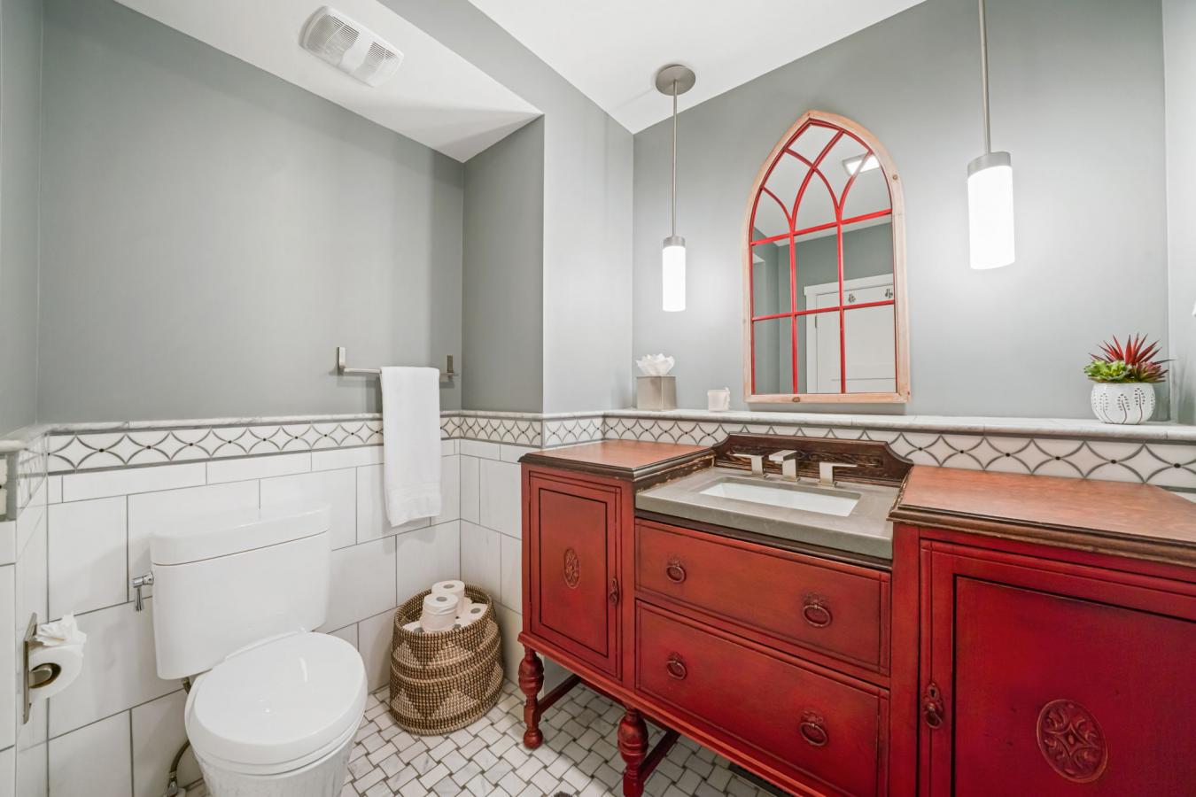 Park City, Utah, 84098, United States, 2 Bedrooms Bedrooms, ,2 BathroomsBathrooms,Residential,For Sale,1990537