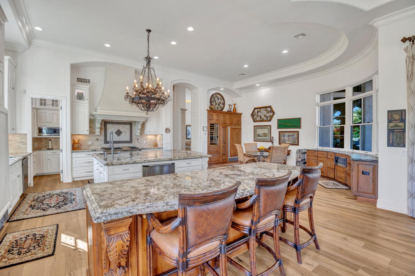 Paradise Valley, Arizona, 85253, United States, 5 Bedrooms Bedrooms, ,5 BathroomsBathrooms,Residential,For Sale,1990254